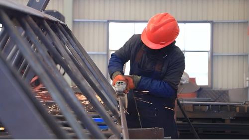 cell on wheels manufacturer