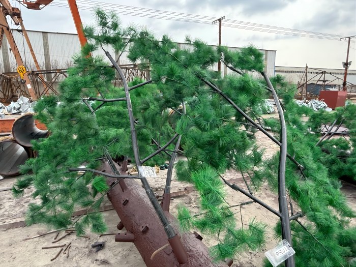 monopine tree monopole