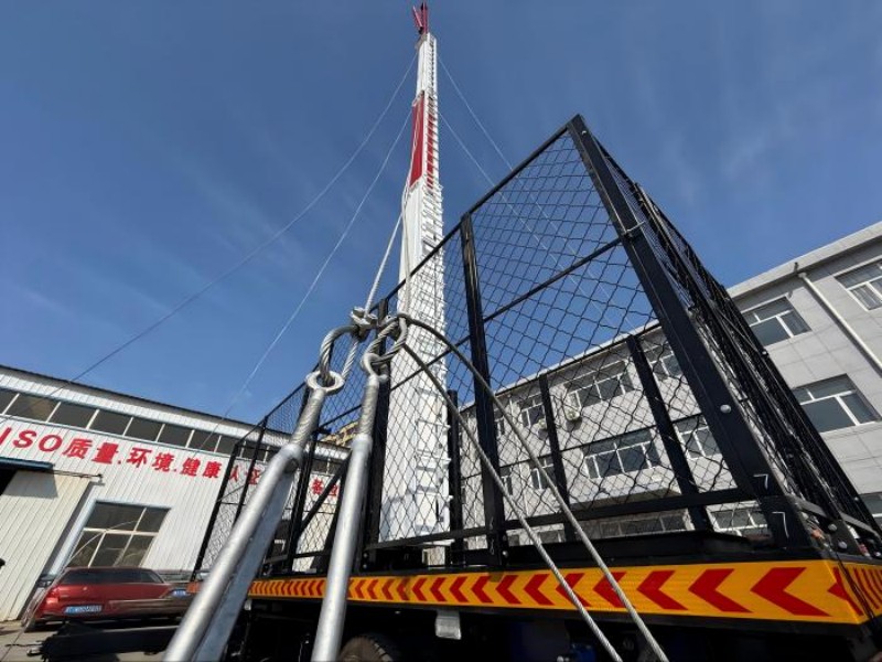 25-метровый военный стандартный сотовый телефон на колесах, экспортируемый в ОАЭ